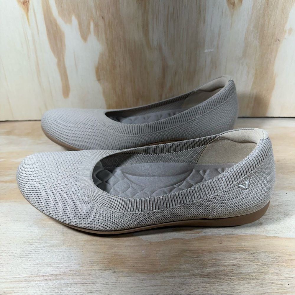 Vivaia Claire Walker Knit Flats Women’s Size 7